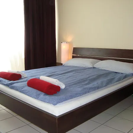 Bed and Breakfast Bermuda Triangle 3*